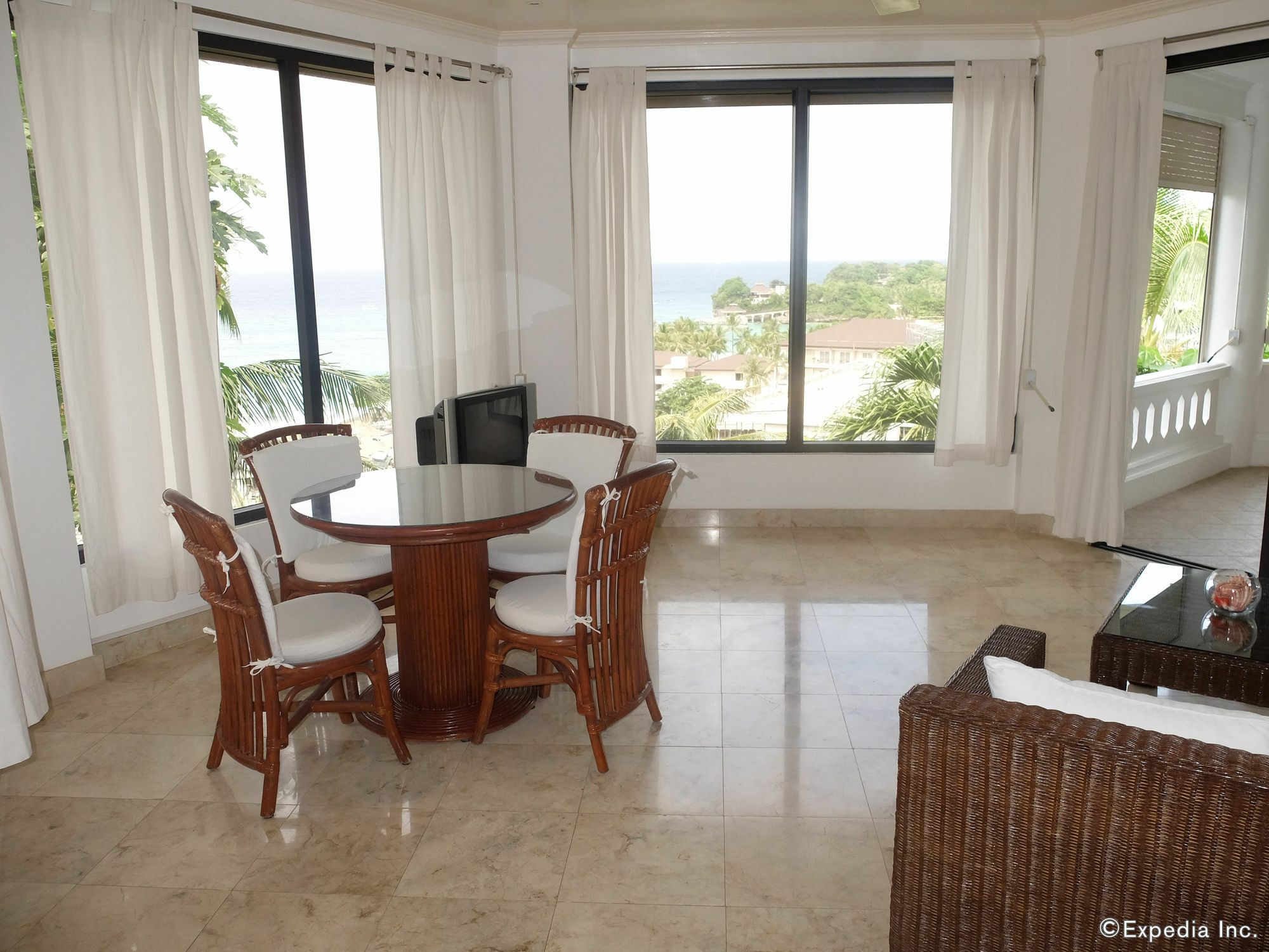 Argonauta Apartment Suites Yapak ภายนอก รูปภาพ